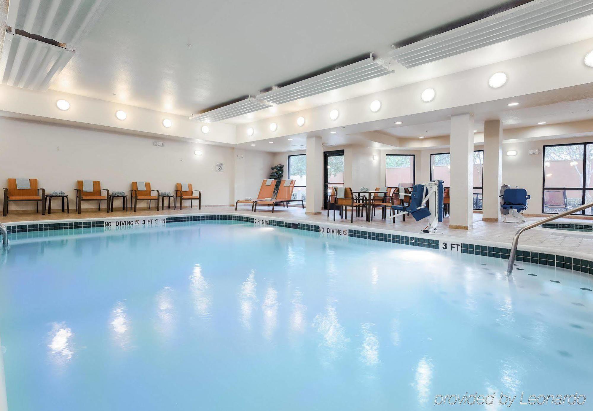 Radisson Hotel Houston Intercontinental Airport North Екстериор снимка