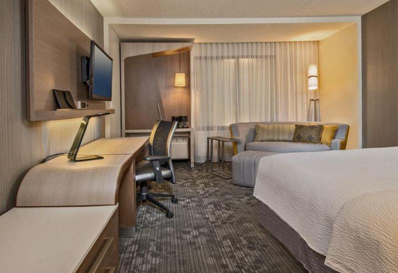 Radisson Hotel Houston Intercontinental Airport North Екстериор снимка
